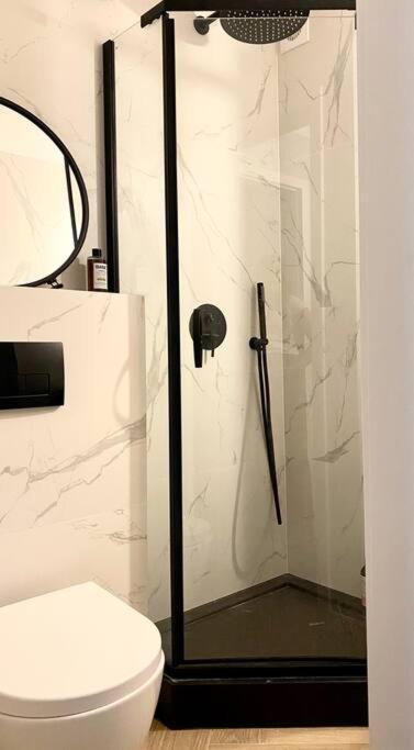Apartamento Close To Metro, 8 Minutes To Centrum And Near Airport *